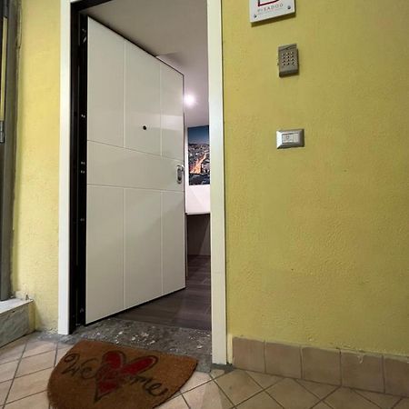 Beb Pisadog Bed & Breakfast Наполи Екстериор снимка