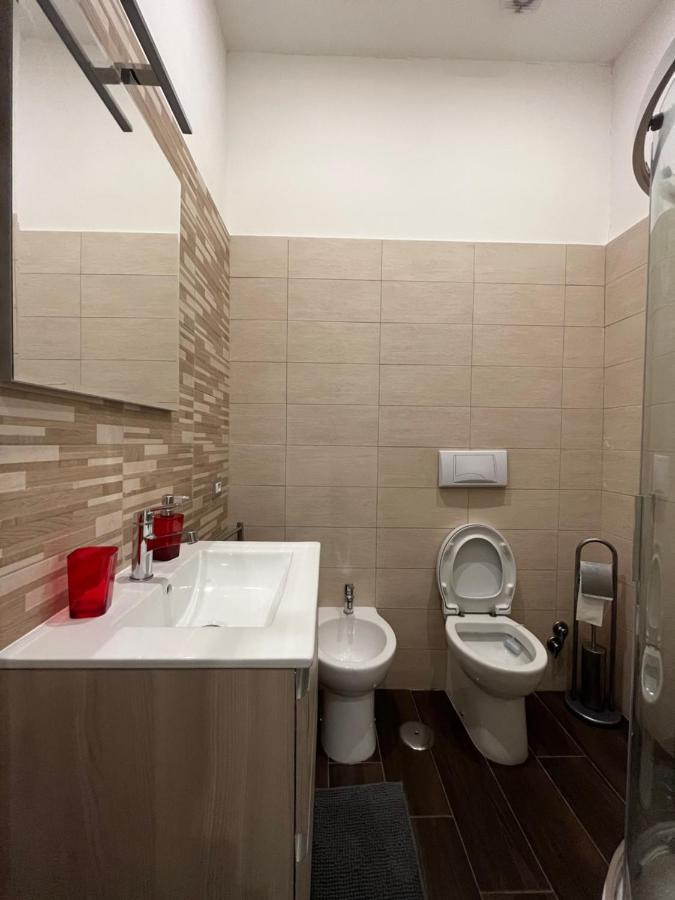 Beb Pisadog Bed & Breakfast Наполи Екстериор снимка